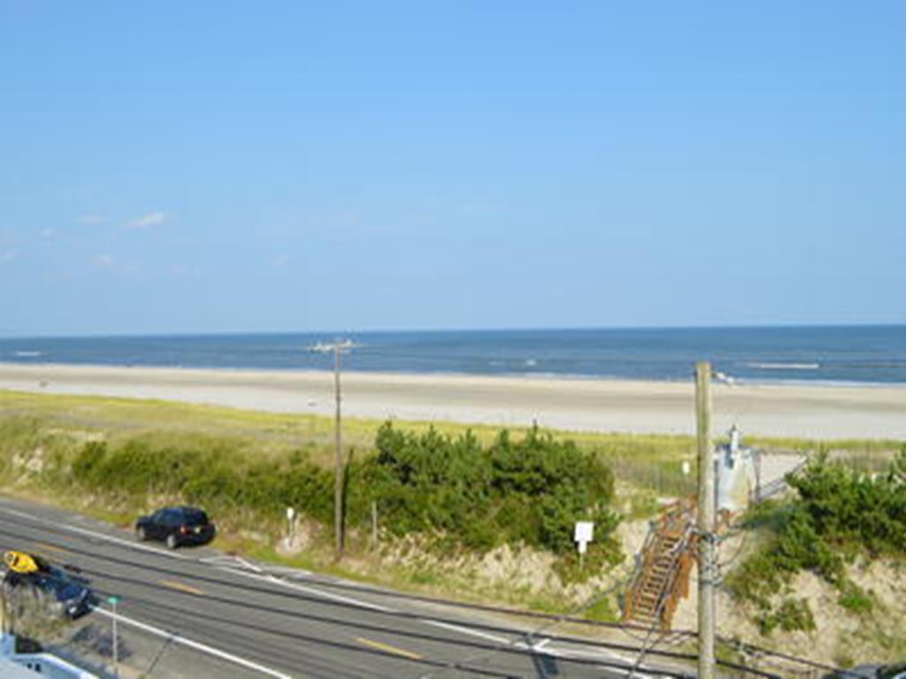1204 D Landis Avenue, Sea Isle City (Beach Block)