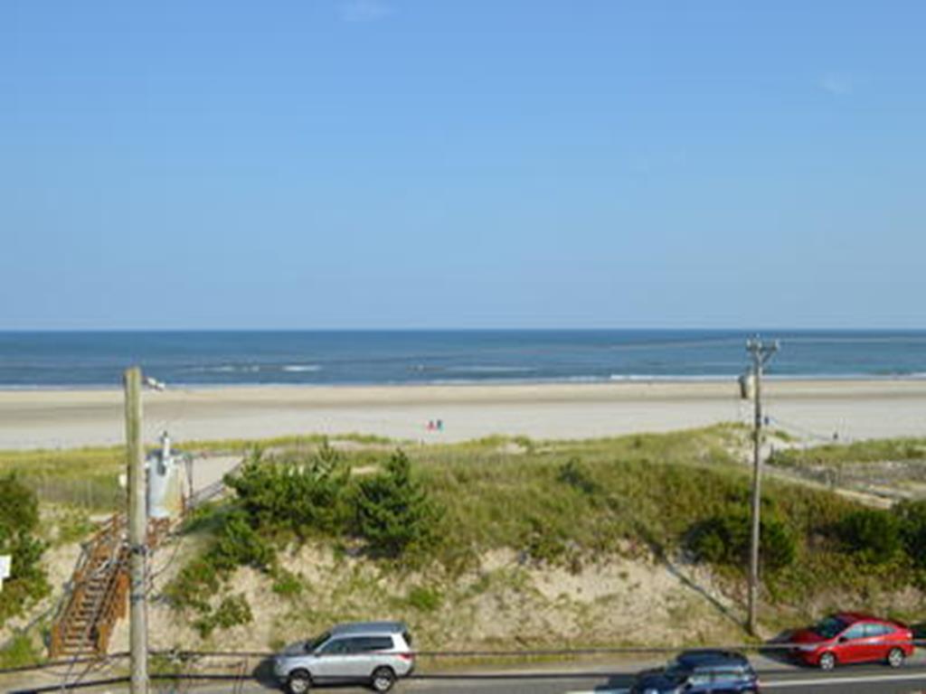 1204 D Landis Avenue, Sea Isle City (Beach Block)