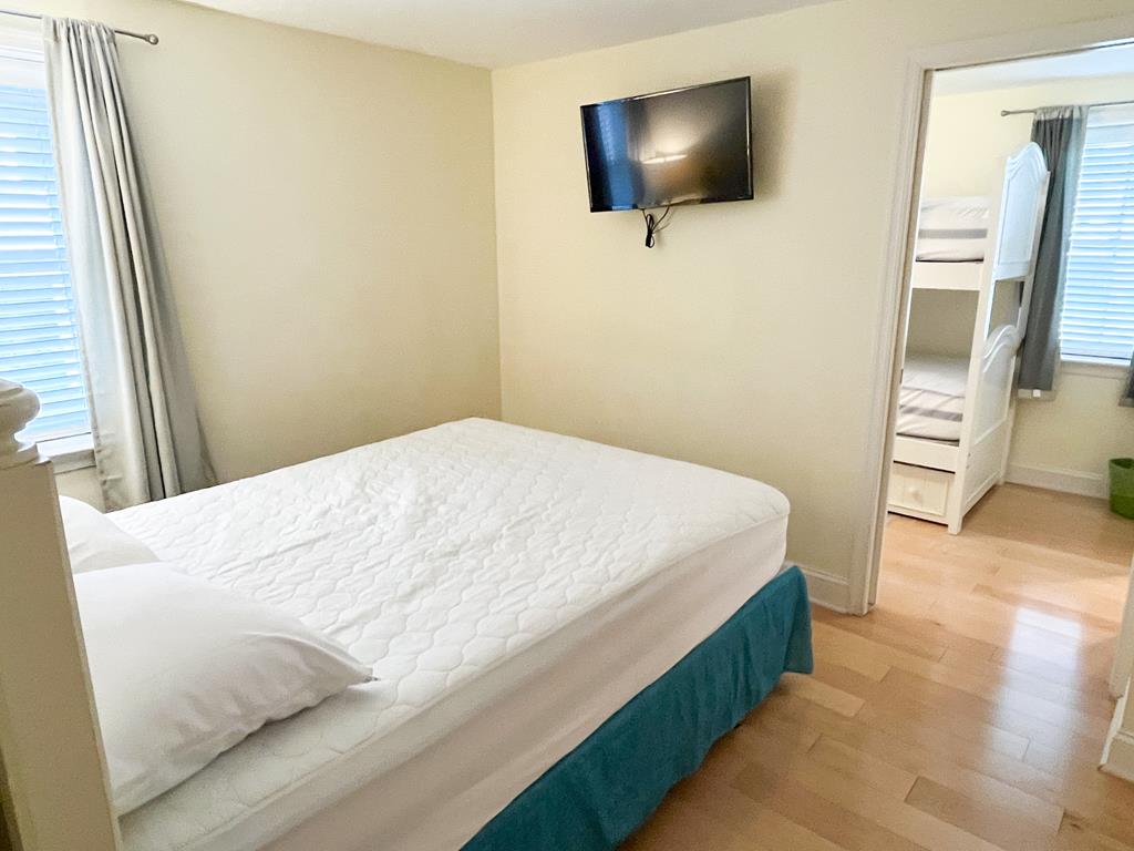 211 Beach Ave. Unit 4 | Photo 17