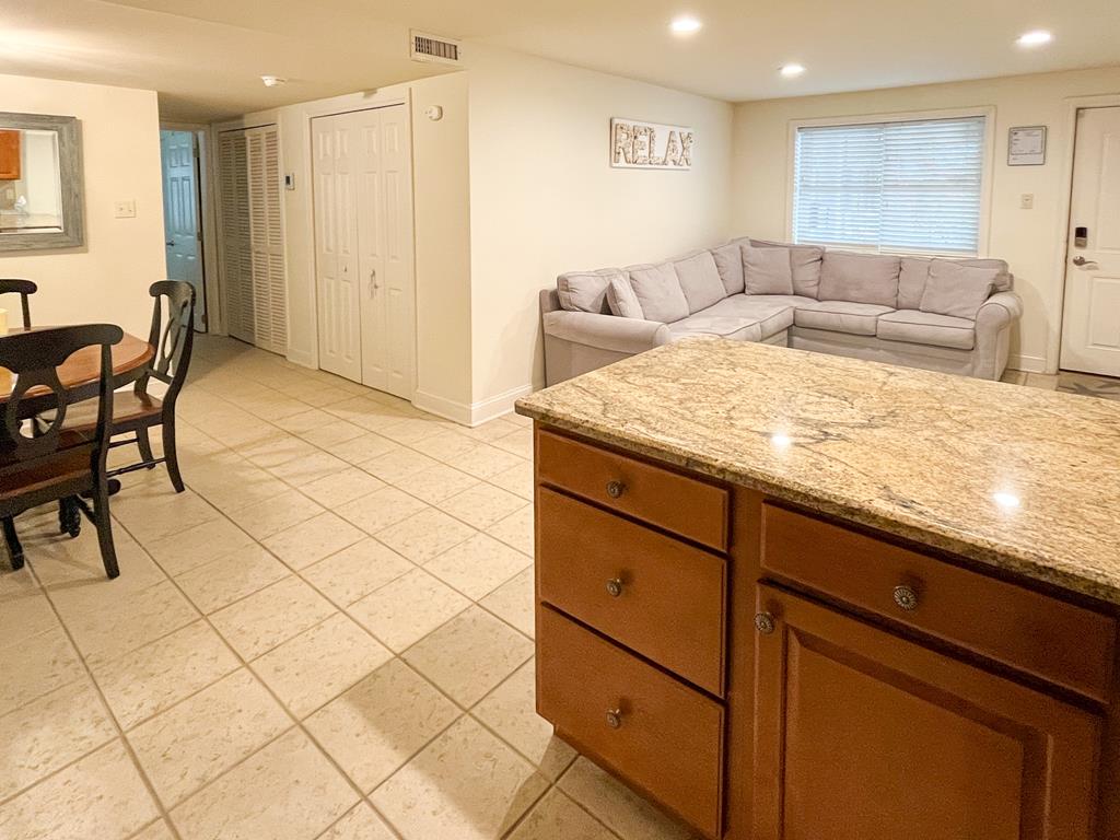 211 Beach Ave. Unit 4 | Photo 10