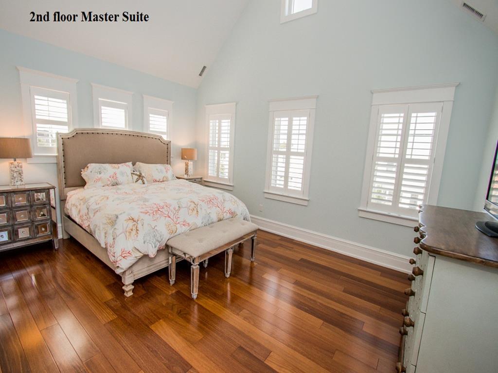 234 14th Street, Avalon (Center)