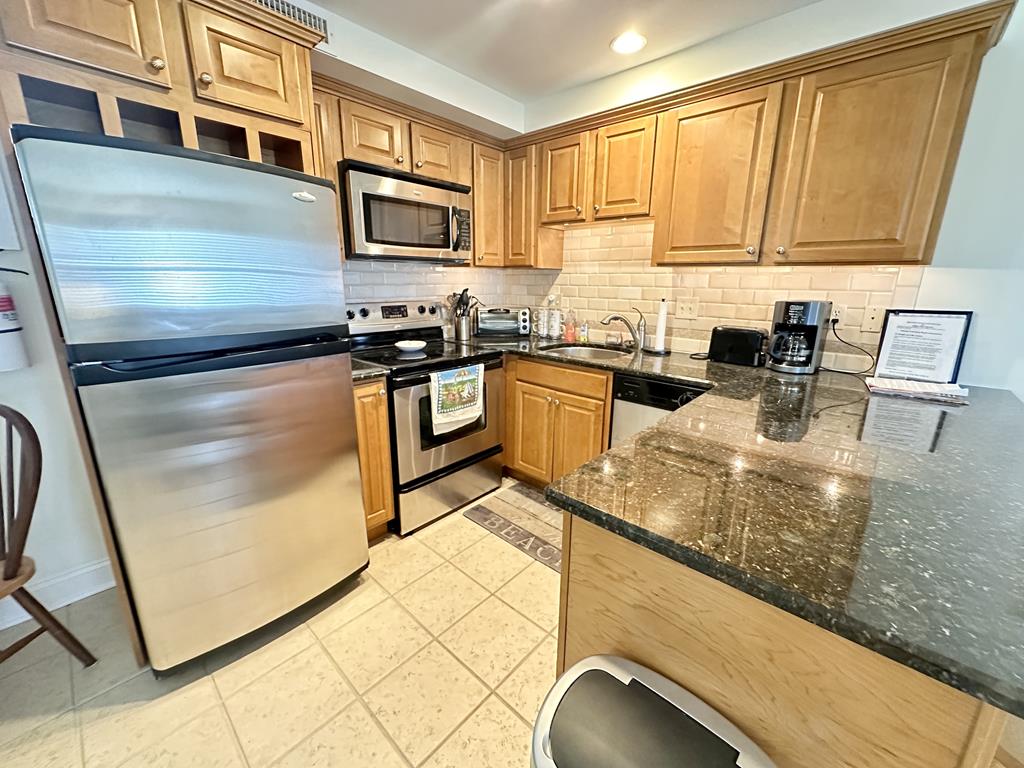 Broadway Beach unit 7 | Photo 8