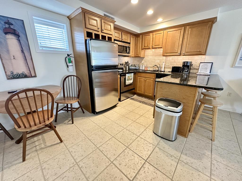 Broadway Beach unit 7 | Photo 11