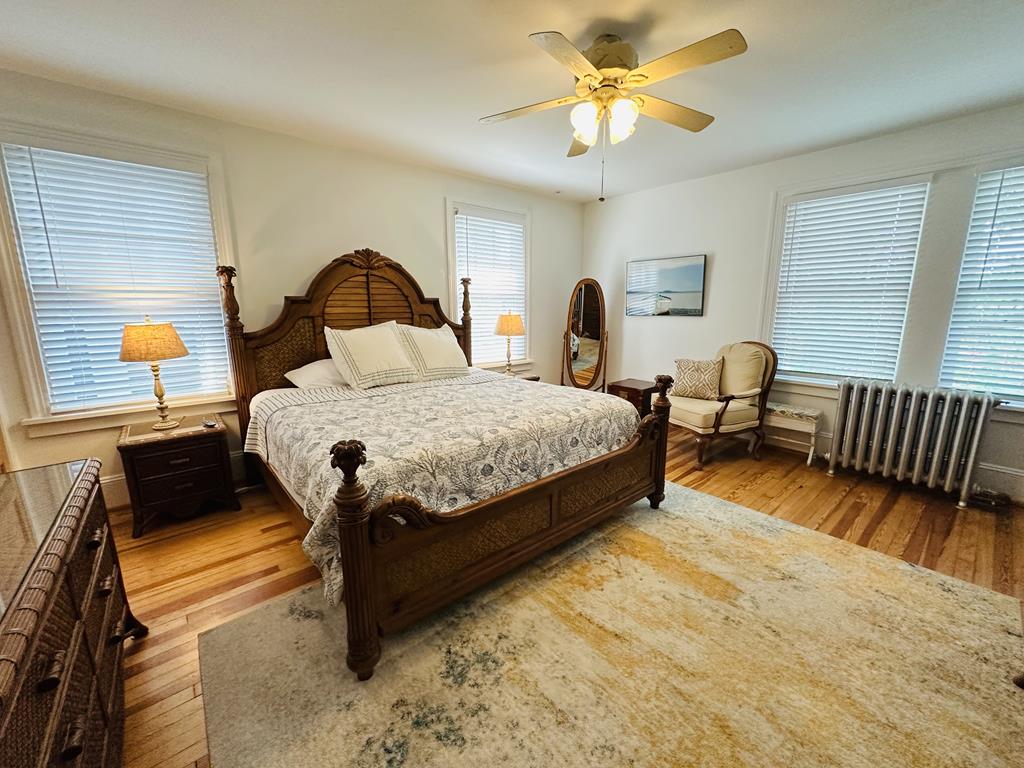 514 Hughes - 6 Bedroom - Close to Beach and Town | Photo 17