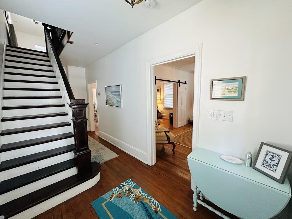 514 Hughes - 6 Bedroom - Close to Beach and Town | Photo 5