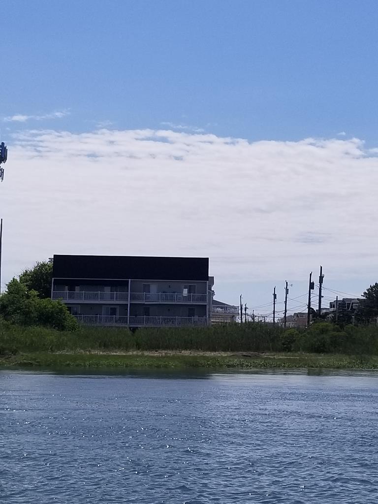 225 81st Street, Sea Isle City (Bay Front)