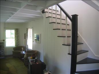 Stairs to 2nd floor bedrooms
