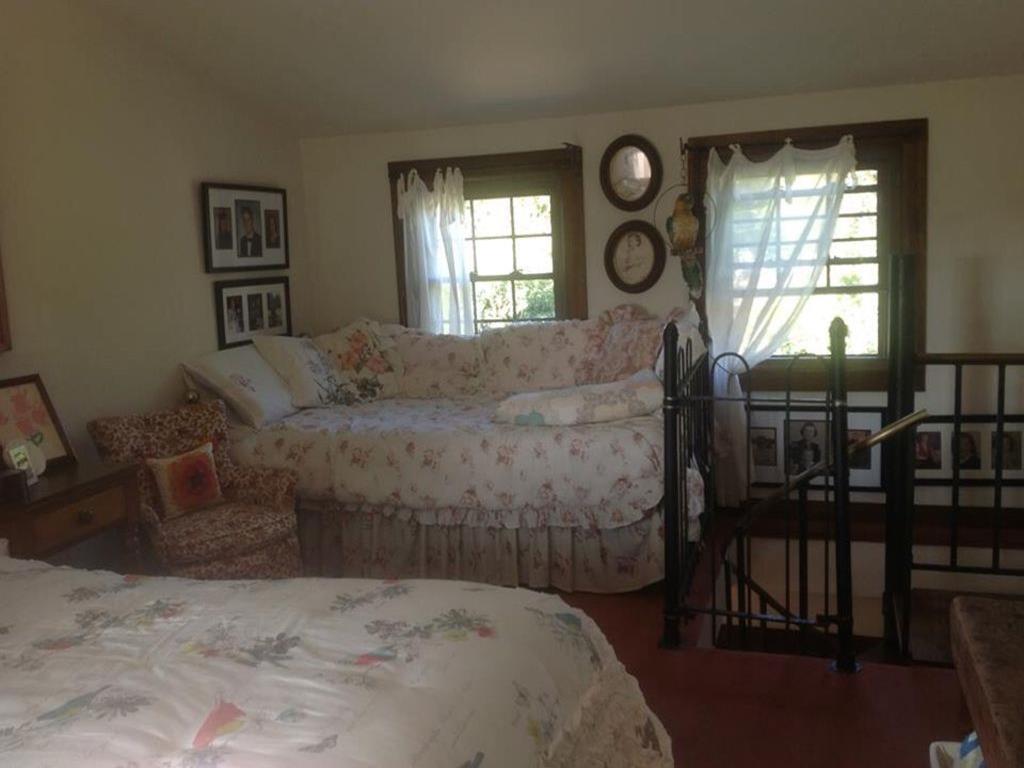 Lovely 3 bdr 2 bath on quiet Golf Lane | Photo 12