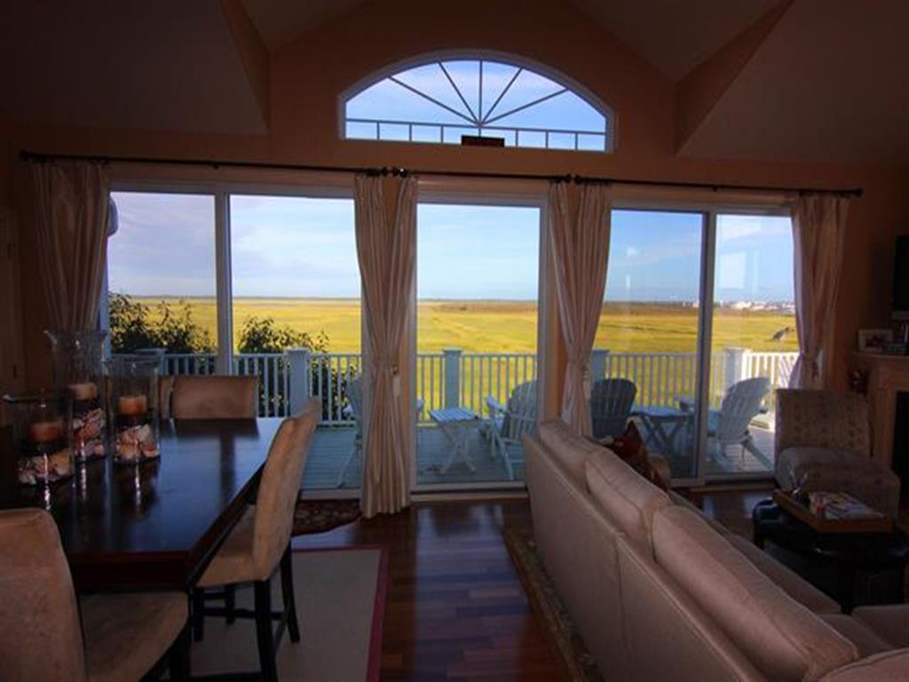 210 52nd Street, Sea Isle  City (Bay View)