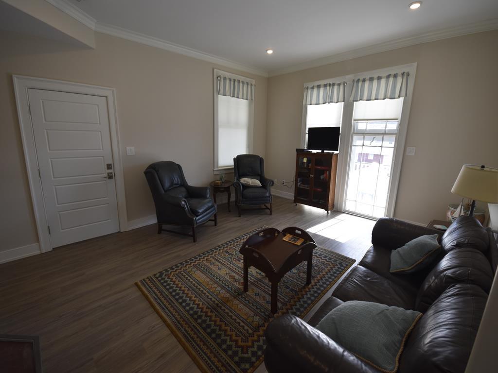 901 Stockton Unit #1 | Photo 6