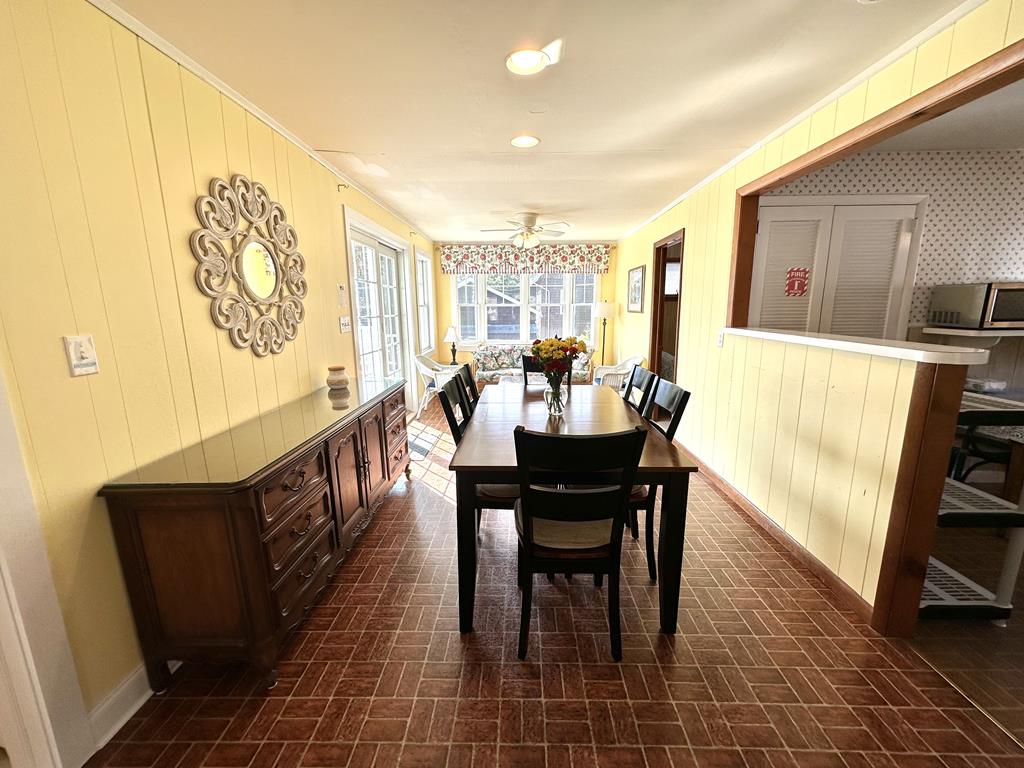 Pemberley Cottage 926 Benton Avenue Jersey Cape Realty