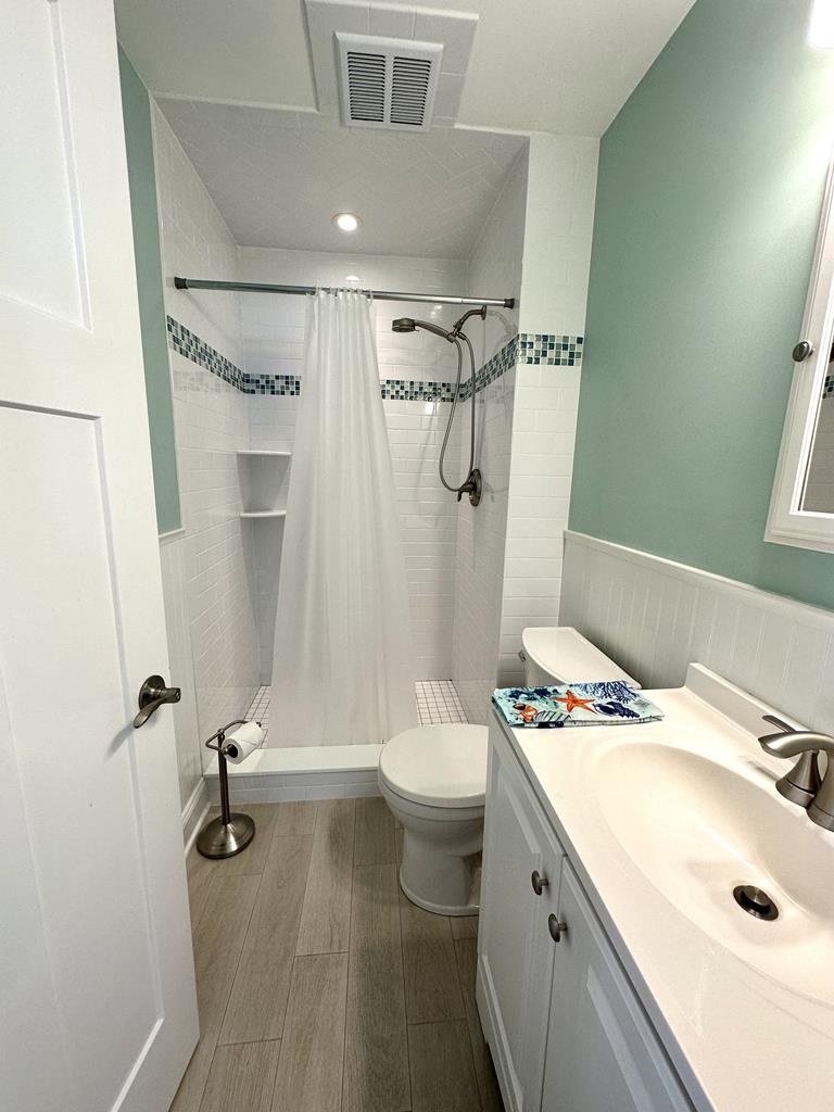 Pemberley Cottage - 926 Benton Avenue | Photo 13