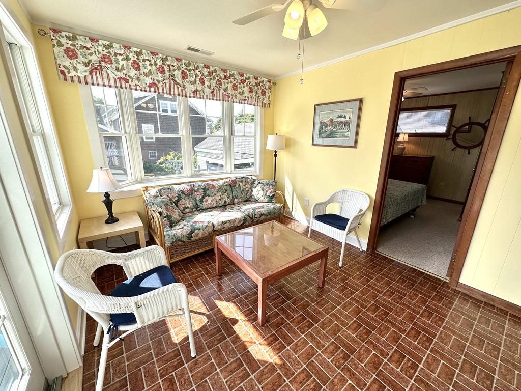 Pemberley Cottage - 926 Benton Avenue | Photo 19