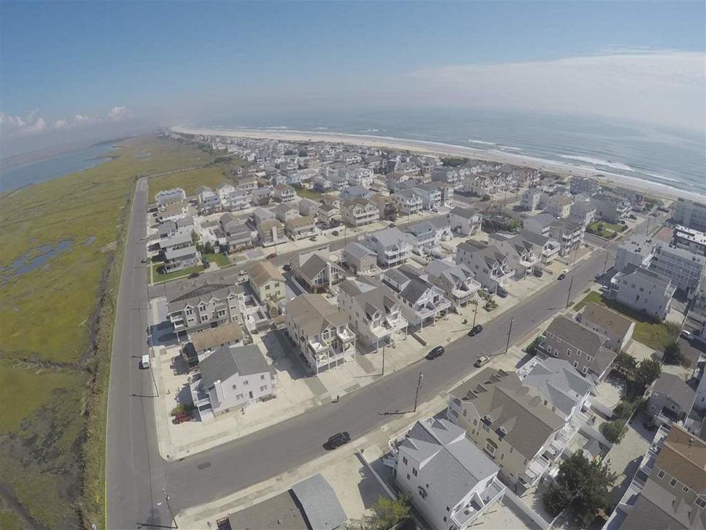 129 34th Street, Sea Isle City (Center)