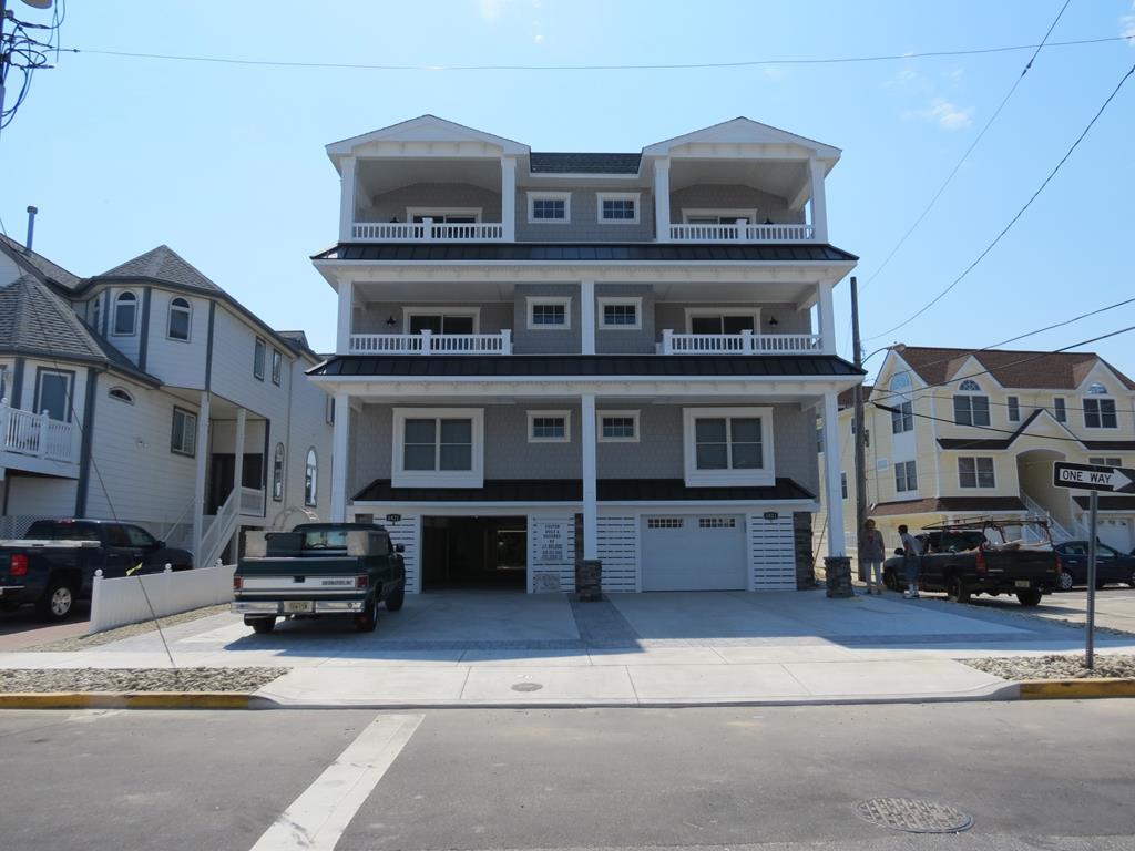 6821 Pleasure Avenue South, Sea Isle City