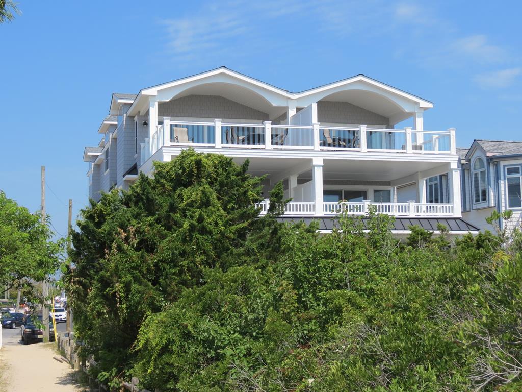 6821 Pleasure Avenue South, Sea Isle City (Beach Front)
