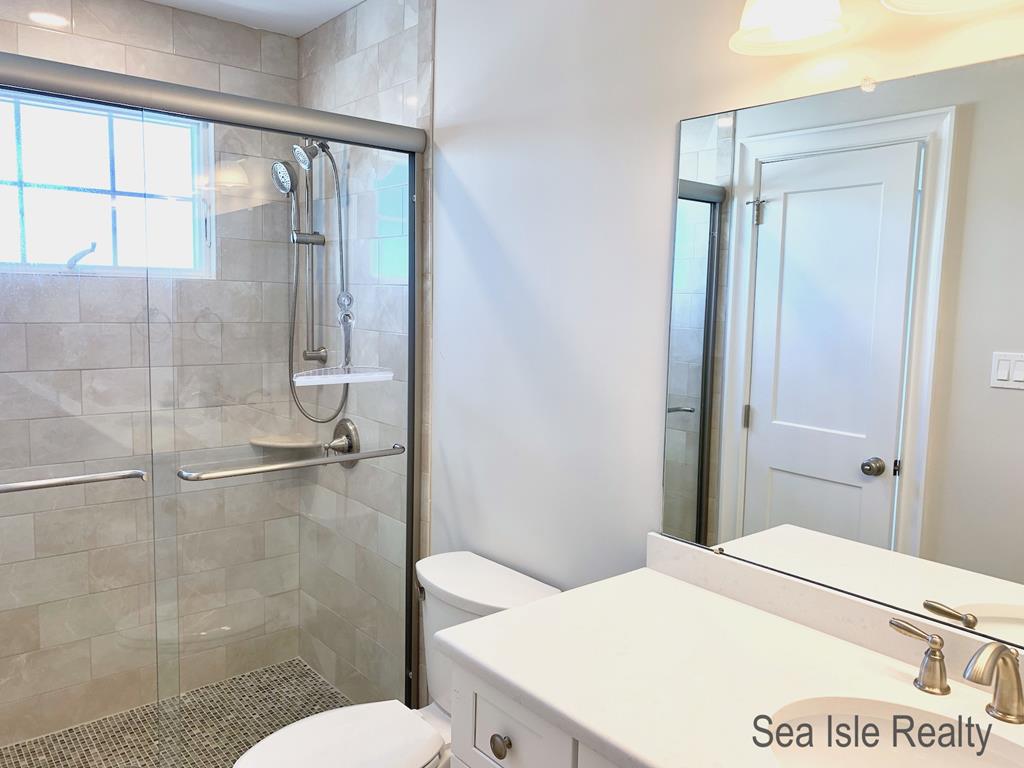 6821 Pleasure Avenue South, Sea Isle City (Beach Front)