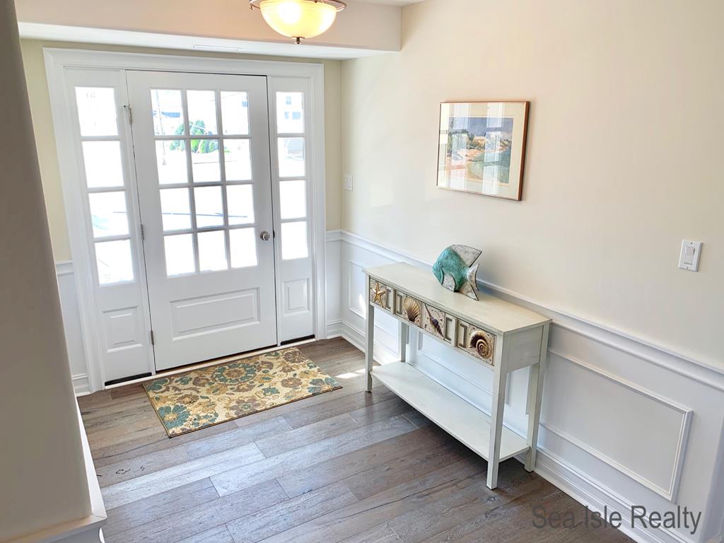 6821 Pleasure Avenue South, Sea Isle City (Beach Front)