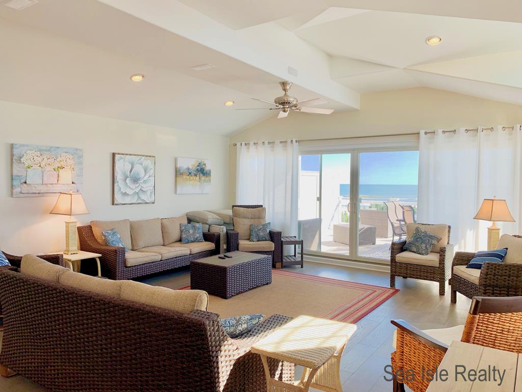 6821 Pleasure Avenue South, Sea Isle City (Beach Front)