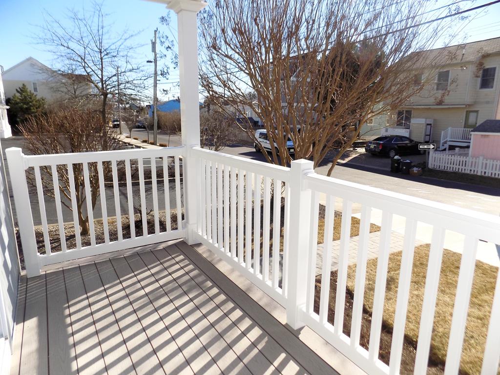 223 Myrtle Avenue | Photo 7