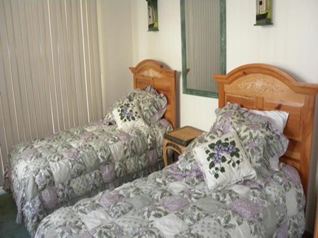 10 86th Street, Sea Isle City (Beach Front)