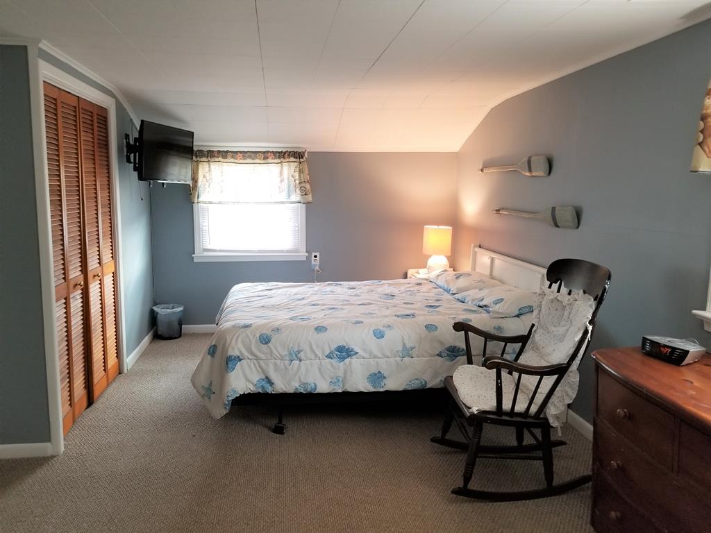 6 E Herbert Avenue, Beach Haven Park (Ocean Side)