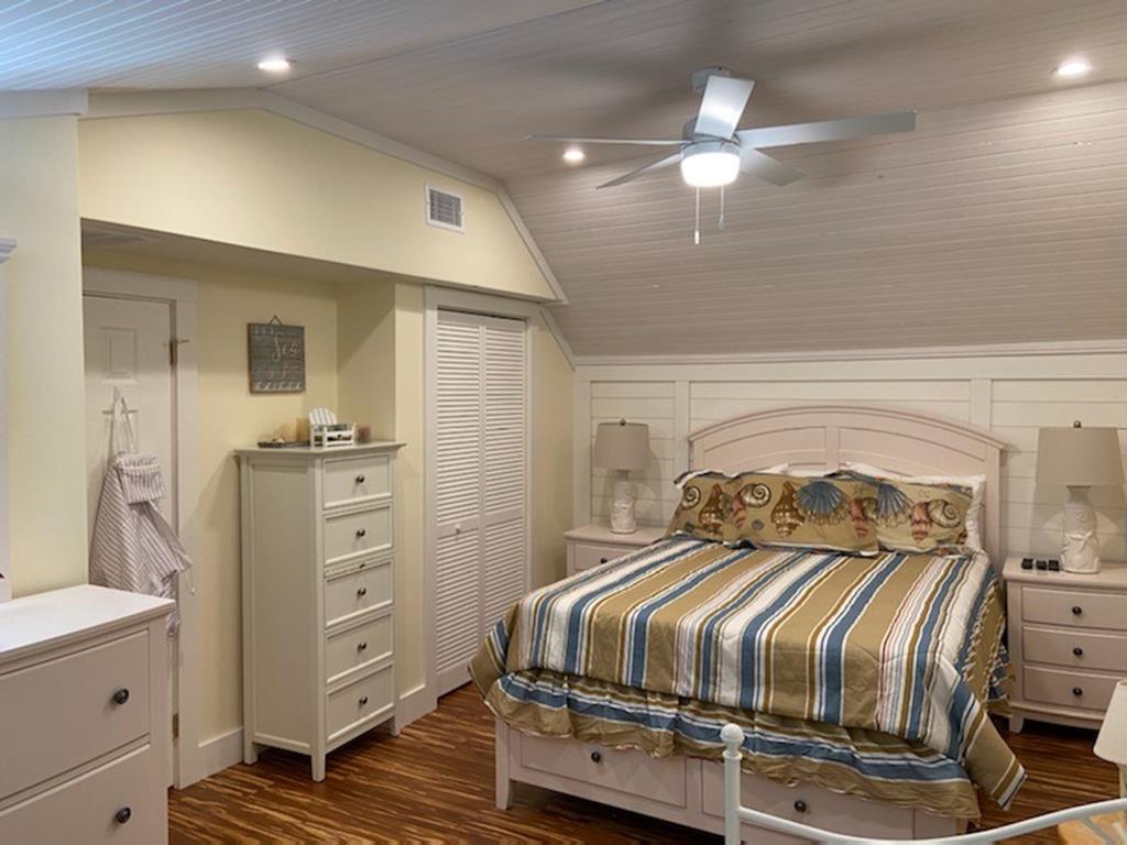 6 E Herbert Avenue, Beach Haven Park (Ocean Side)