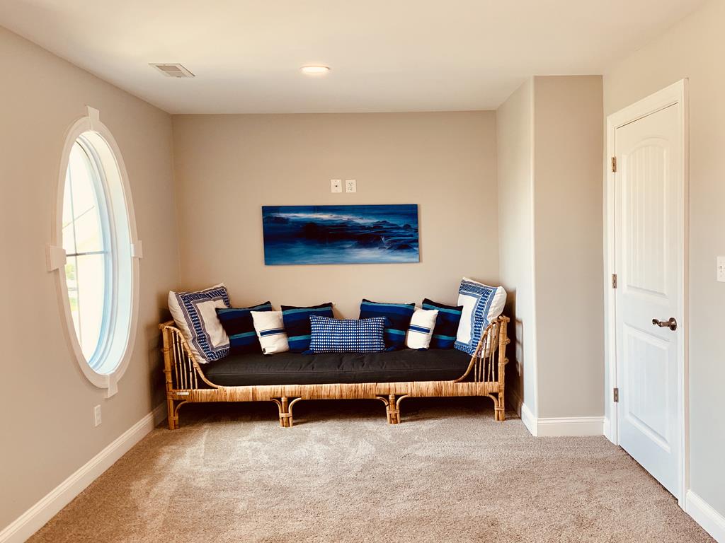 Modern Downtown 4 BR Gem | Photo 20