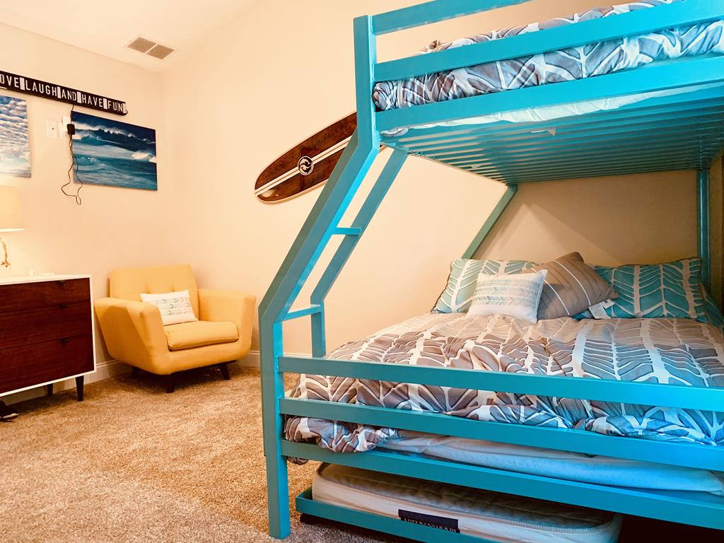 Modern Downtown 4 BR Gem | Photo 26