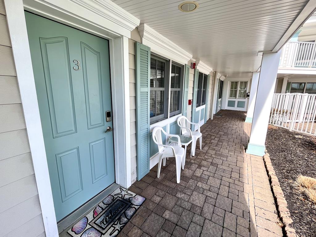 Broadway Beach Unit 3 | Photo 15