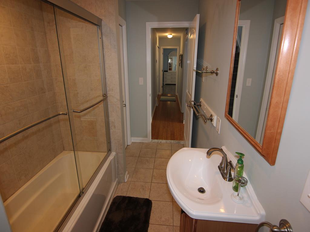 7509 Landis, Sea Isle City (Beach Block)