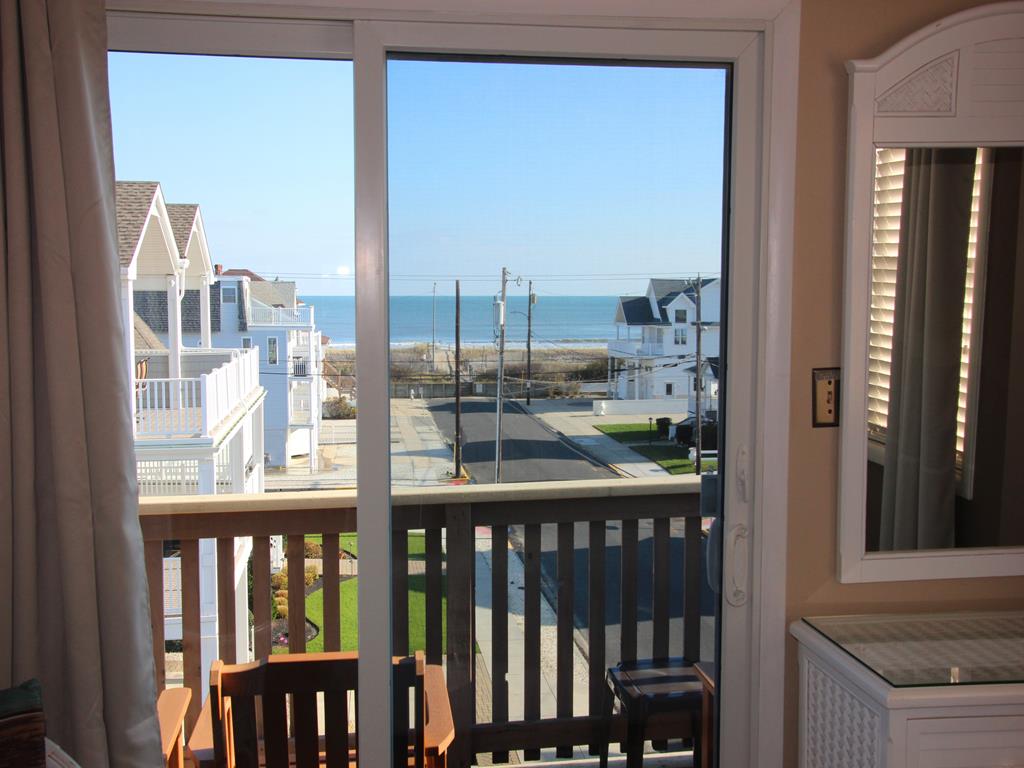 4513 Landis Avenue, Sea Isle City (Beach Block)
