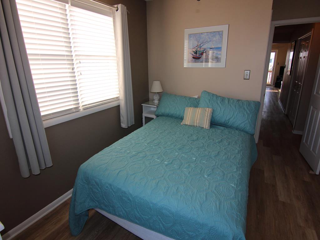 4513 Landis Avenue, Sea Isle City (Beach Block)