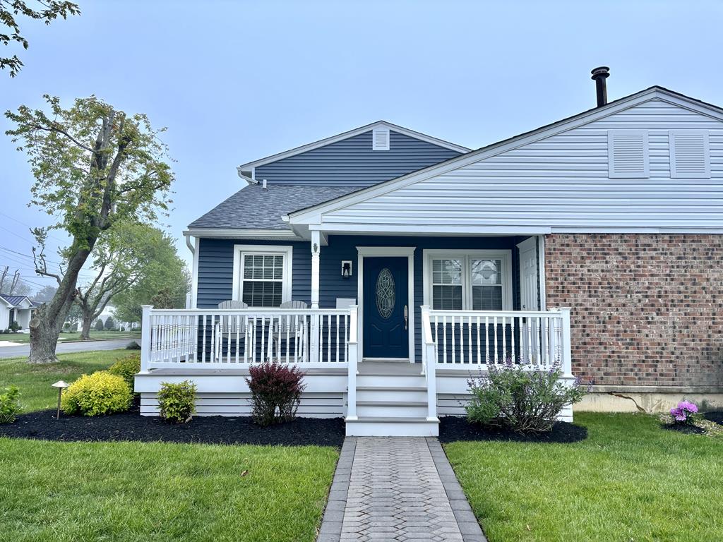 Life s A Beach | Photo 3