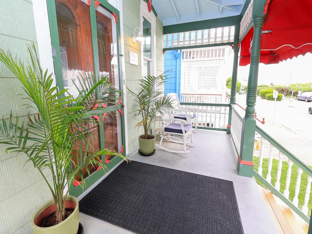 Beach Block 7 Bedroom/5 Bath | Photo 6