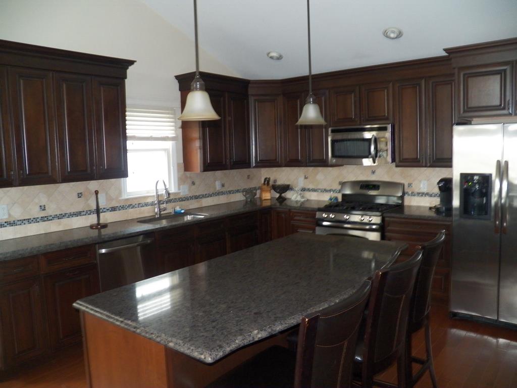 130 86th Street East Unit - Picture 