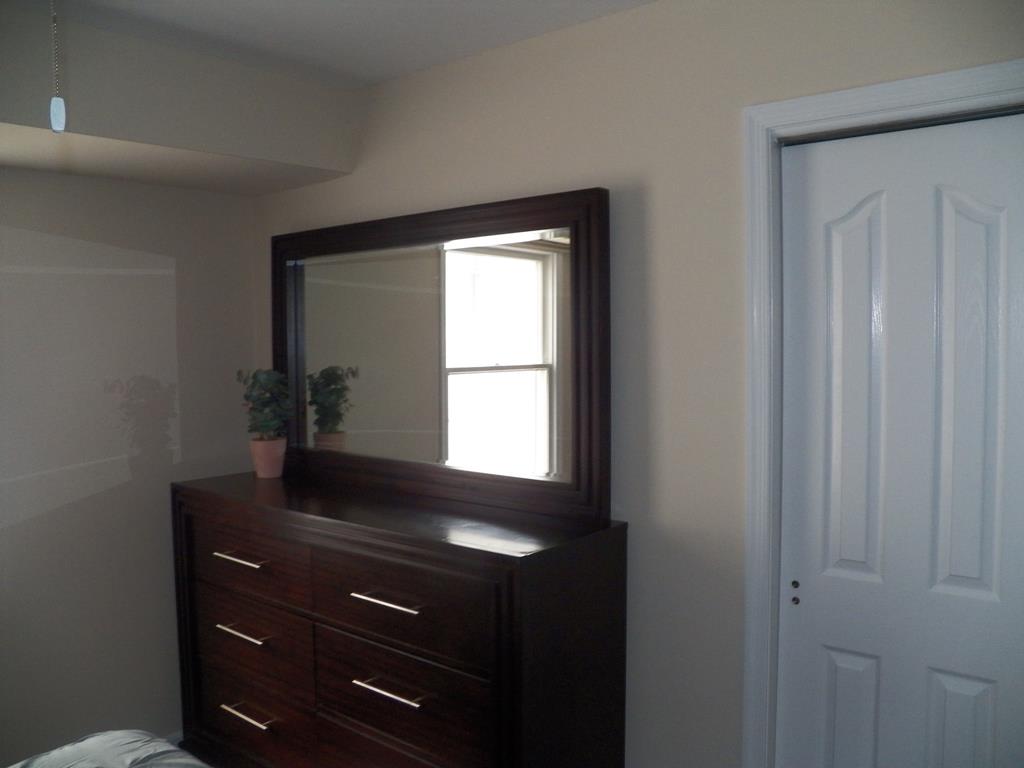 130 86th Street East Unit - Picture 