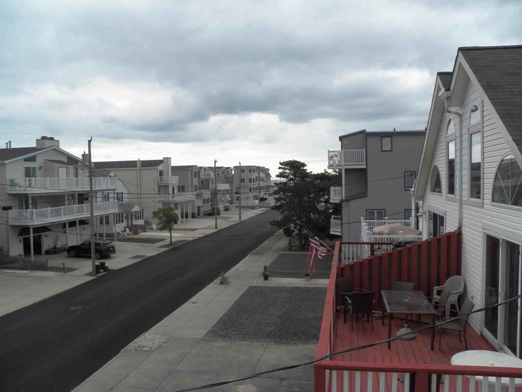 130 86th Street East Unit - Picture 