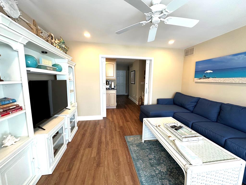 7212 Ocean Boulevard, Brant Beach (Ocean Side)