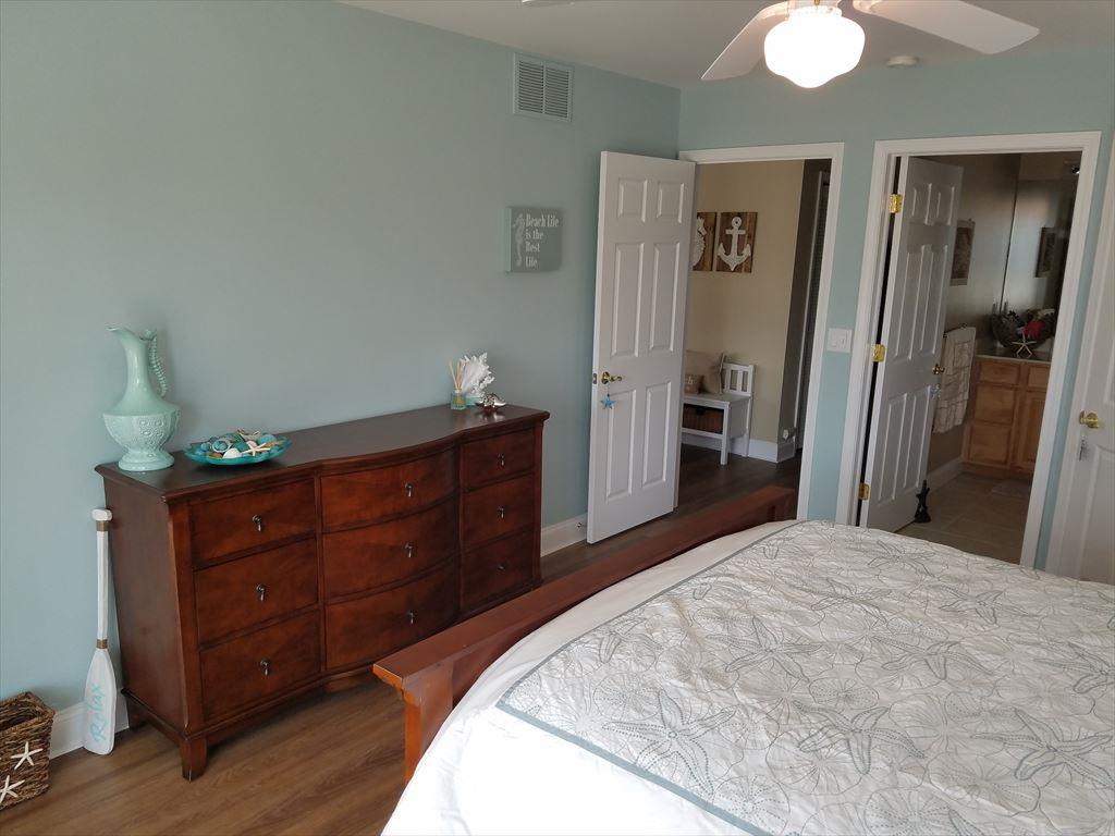 7212 Ocean Boulevard, Brant Beach (Ocean Side)