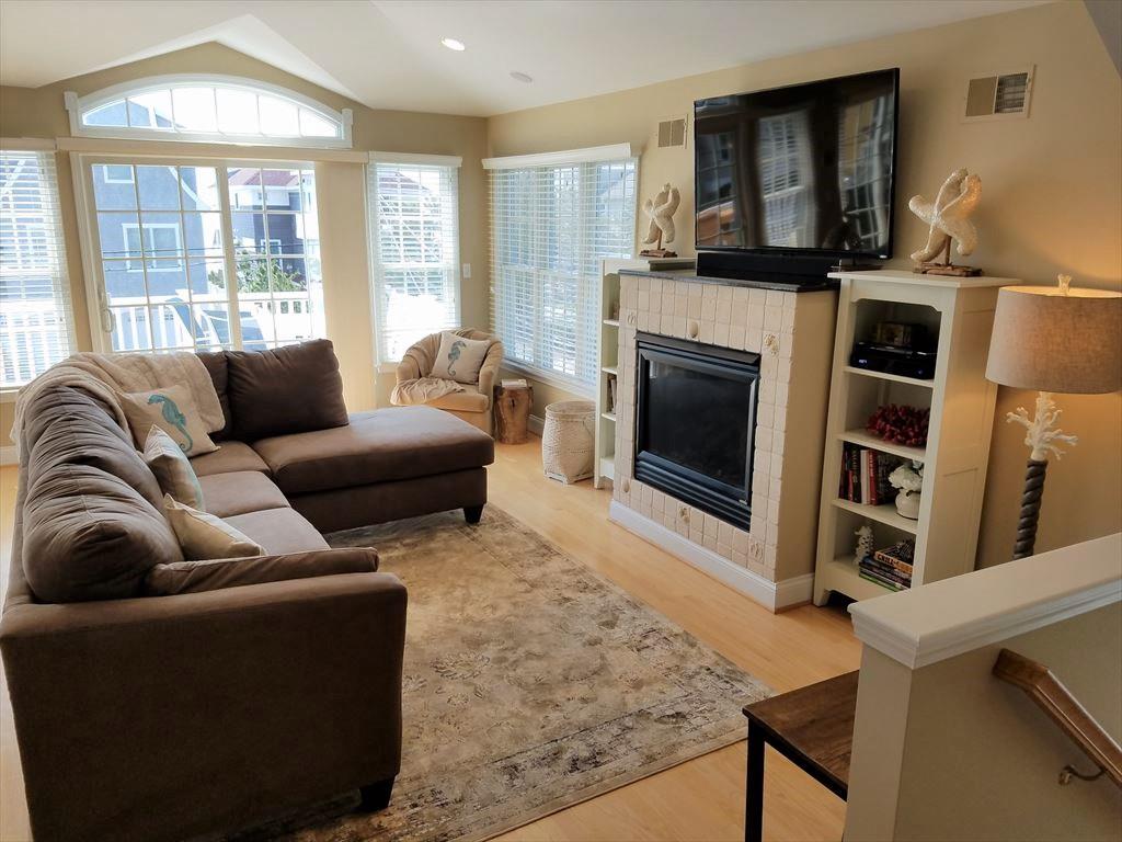 7212 Ocean Boulevard, Brant Beach (Ocean Side)