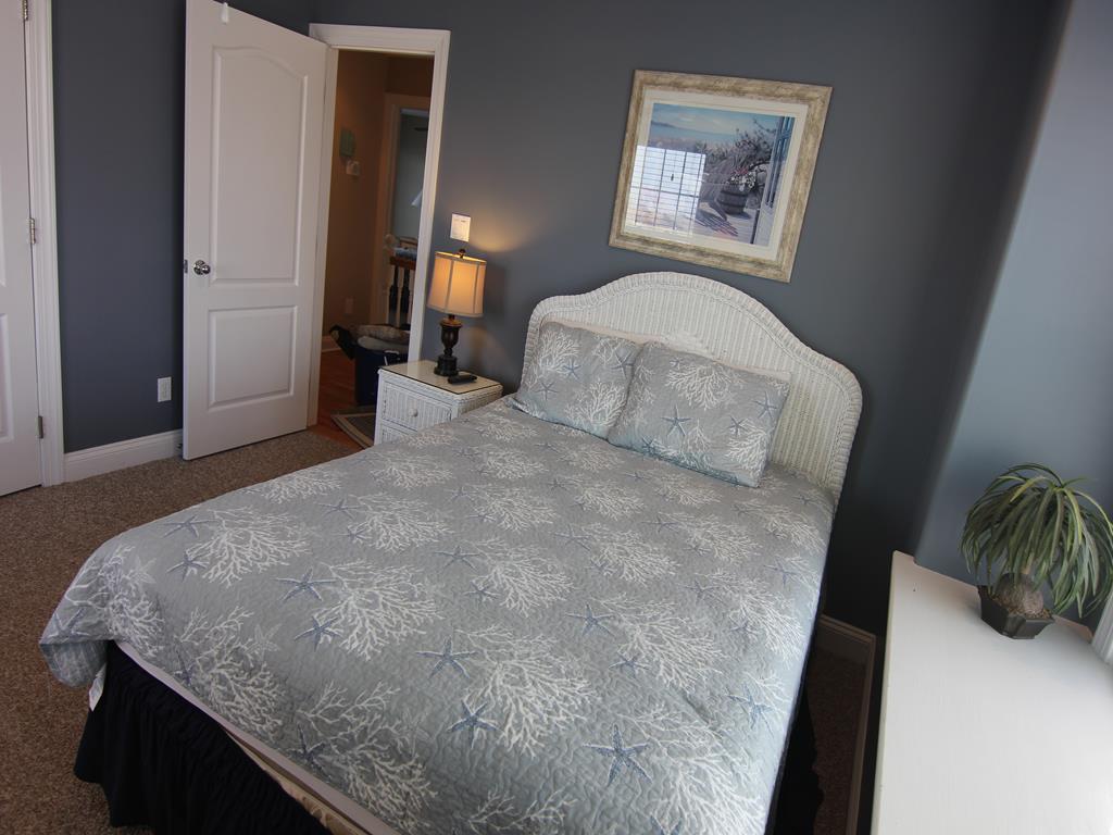 18 33rd Street, Sea Isle City (Beach Front)