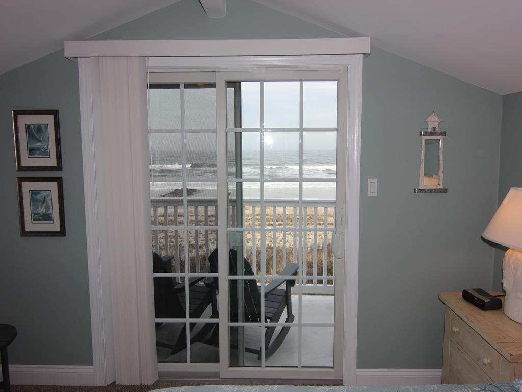 18 33rd Street, Sea Isle City (Beach Front)