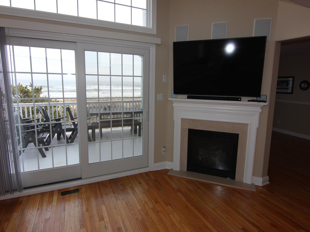 18 33rd Street, Sea Isle City (Beach Front)