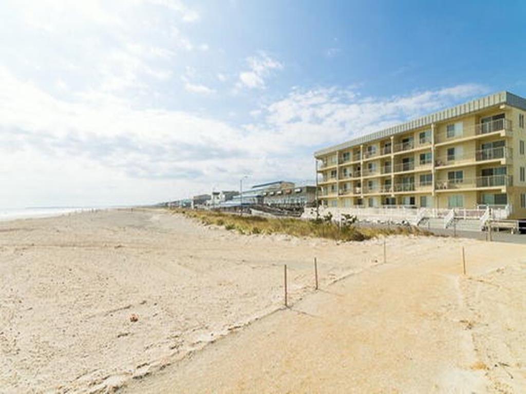 4100 Boardwalk, Sea Isle City (Beach Front)