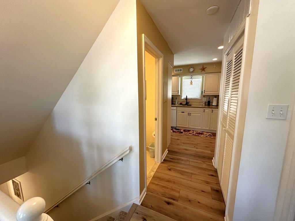 933 Columbia Avenue, Unit B3 - Columbia Gardens | Photo 11