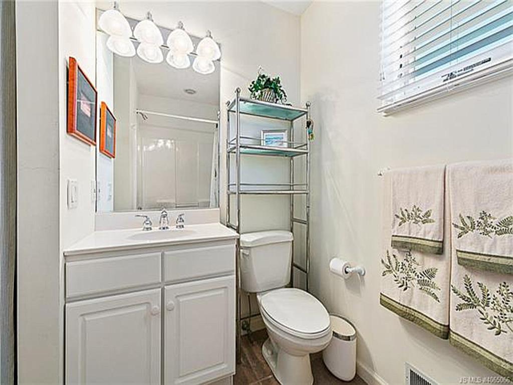 109 W Hobart Avenue, Beach Haven Crest (Bay Block)