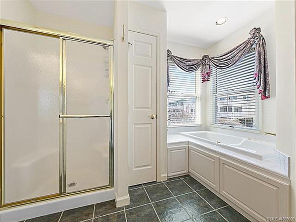 109 W Hobart Avenue, Beach Haven Crest (Bay Block)