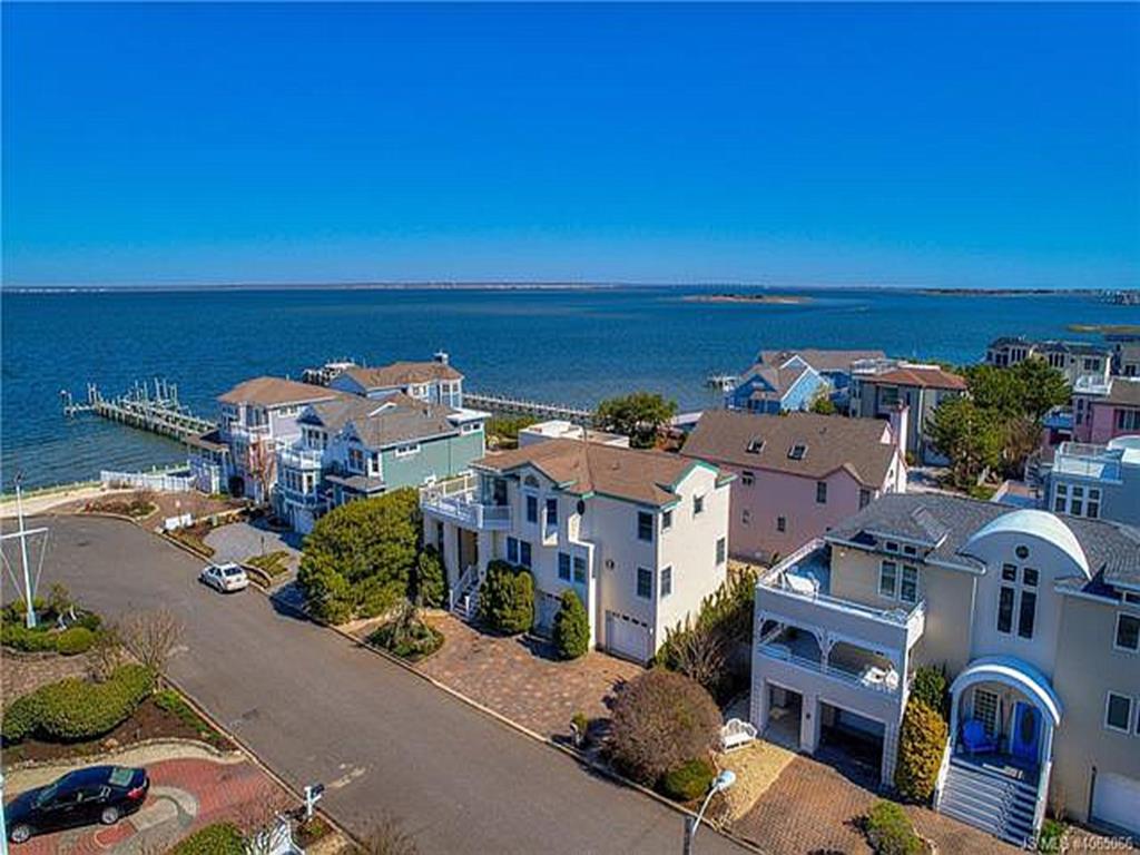 109 W Hobart Avenue, Beach Haven Crest (Bay Block)