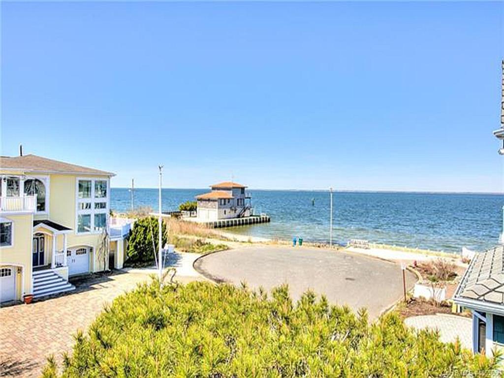 109 W Hobart Avenue, Beach Haven Crest (Bay Block)